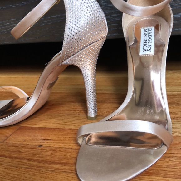 Badgley Mischka Embellished Satin Strap Heels Light Blush Size 9 - Picture 3 of 10